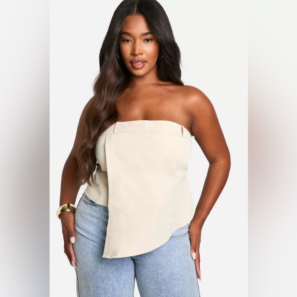 Plus size 22 straplesss top
